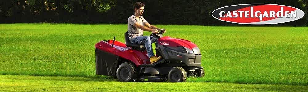 Castelgarden PTX240-HD Çim Biçme Traktörü sürerken